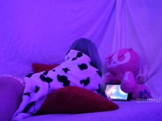 Redhead Teen Masturbating Watching Lesbian Hentai with Vibrator when Parents are at Home Orgams