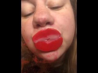 Lábios Red Beijando Vidro
