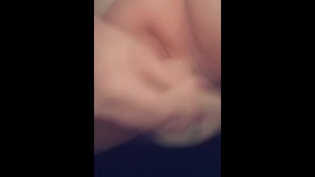 Заставляю мою киску сквиртовать