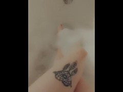 Bathtime playtime  - Screenshot 16 of 16 - Nudes