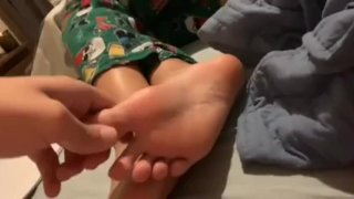 Teen Girlfriend Foot Rub and Ignored Footjob