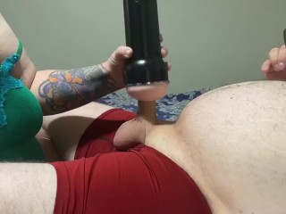 Amateur BBW milf jerking off my friends boyfriend till he_cums