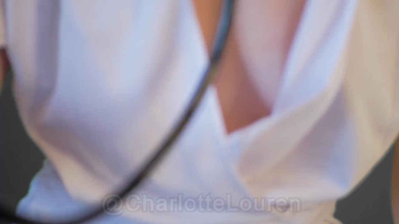 Nurse downblouse