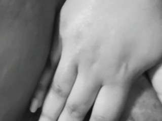 Ich Berührte Mich Nur Eine Sekunde Lang, Bevor Ich Erwischt Wurde