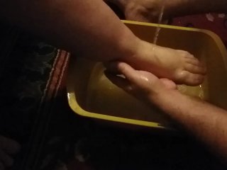 amateur, washing, feet, footworship