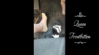 Sokken en rijden in de farm truck teaser (volledige clip beschikbaar)