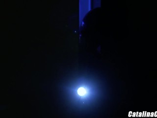 Slutty Femme a besoin de beaucoup de bite et nourri au sperme païen paige ashley