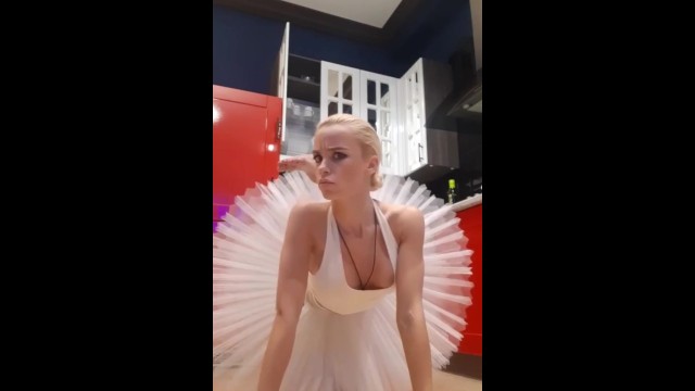 Leaked - OnlyFans Serina Sserinaballerina Ballerina OnlyFans Sserinaballerina