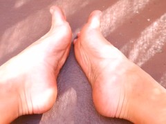 pretty pretty feet flex