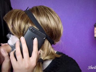 Coinquilino mi sborra in faccia mentre sono al telefono con il_mio fidanzato (Halloweenedition)