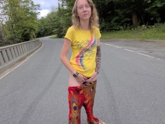 Video Hot 19 Year old Blonde Teen Sarah Evans Plays with her Pussy in the Middle of the Road.