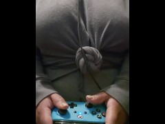 Bbw wetting herself while gaming - Screenshot 9 of 16 - Gamer Girl