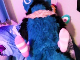 Sucario Pumps Piperthebun with his seed missionary