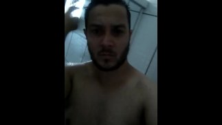 胖子洗澡硬鸡巴