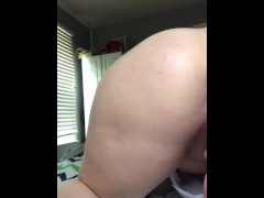 No makeup sloppy housewife gets off quick home alone