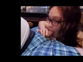 Barely legal teen sucks off guy while_he plays rocketleague and gets throatpie