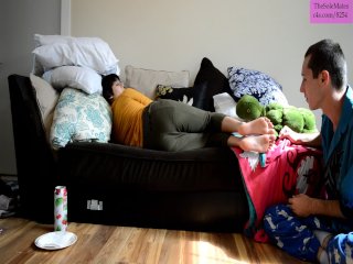 tsm, relaxed feet, asian, foot smelling