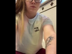 Desperate pee in my leggings - Screenshot 1 of 16 - Pee Fetish