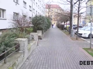 DEBT4k. Sweet thing should return a lot of money right after wedding