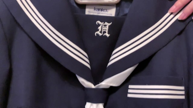 射到水手校服上