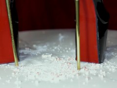 Crushing your tiny tiny bones ASMR - Screenshot 13 of 16 - Foot