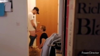 student seduces and fuck delivery boy (creampie) 