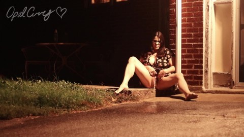 Naughty Girl with a Full Bladder Masturbates outside at night, having to Pee always makes me Horny