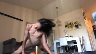 很好，那么你可以射在我身上 HIV neg 适合好奇的猛男哈哈