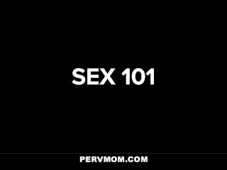 Helpful Stepmom Helps Me Cum screenshot number 0