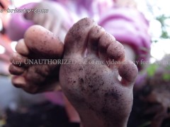 Footjob Inside a Garden Vegetable Box Wearing a Pink Panther Costume | Triss2020 on Chaturbate