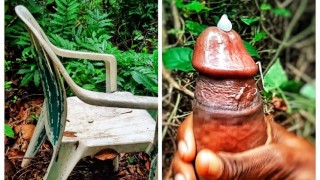 Mysterious Chair found in the forest, Let's Jerk off in it!