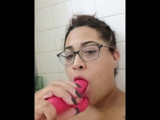 bubbles, pink clit, masturbation, tub