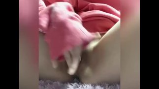 お尻の穴とパイパン見てください…成人直後のくちゅ音すごすぎ連続イキオナニー（自撮り、素人、無修正）