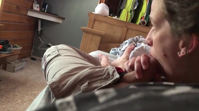 медленное мягкое сосание члена