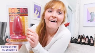 Unboxing my HUGE Butt Plug and trying it out