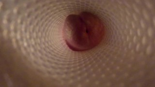 Il baise un Fleshlight – A quoi ça ressemble de l’intérieur?