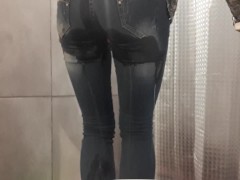 Wetting my Jenas all go to my shoes I show you when get off my high heels and rub my clit by heels