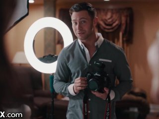 Vina Sky & Whitney Wright Fuck Lucky Photographer At Photoshoot