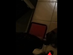 kaya Pinakain Ko sa Hallway Muntik Mahuli - Pinay Public Sex