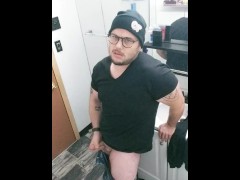 Jerking off in the inlaws bathroom