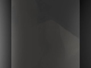 自己有老公，還有男朋友。 還來勾搭我。