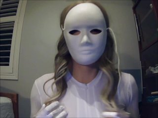 Masked Girl in White Pt1! A mysterious masked girl with big tits feels herself!