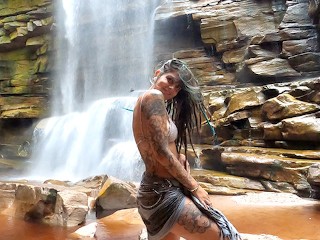 I GO TO FUCK IN a WATERFALL AND ALMOST GET CAUGHT, VERY RISKY! - DREADHOT