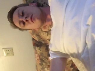 Solo Jerking 