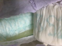 015 パンパースにたくさんおしっこ！おむつが吸収しきれません！ - Screenshot 16 of 16 - Kink