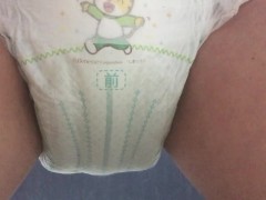 015 パンパースにたくさんおしっこ！おむつが吸収しきれません！ - Screenshot 8 of 16 - Pampers