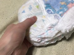 016 おむつの中でおしっこのいい音がします…！　おむつでおもらしするの最高！ - Screenshot 14 of 16 - Diaper Boy