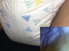 016 おむつの中でおしっこのいい音がします…！　おむつでおもらしするの最高！ - Screenshot 5 of 16 - Diaper Pee