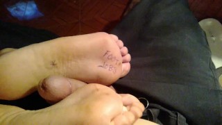 Footjob con mi amiga