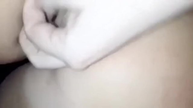 Начни с моих ног и продвигайся вверх к моей жопе и киске папочку